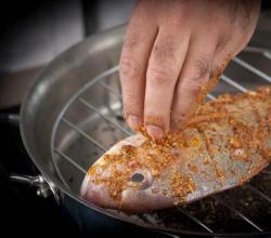 Как замариновать рыбу для шашлыка на решетке